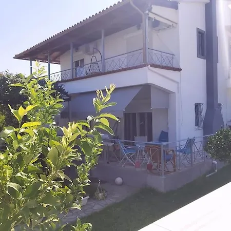 Πολυτελής Μεζονέτα 145 Τμ Στο Κιάτο, 3 Λεπτά Από Τη Θάλασσα * Kato Diminio