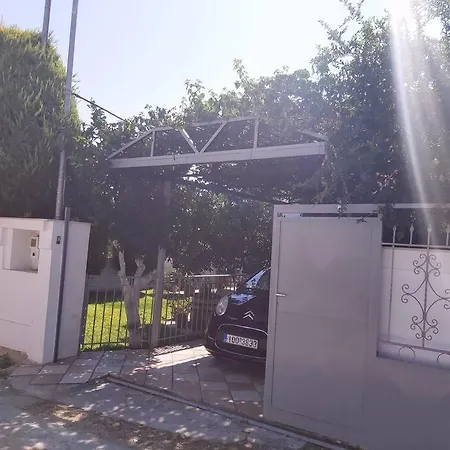 Holiday home Πολυτελής Μεζονέτα 145 Τμ Στο Κιάτο, 3 Λεπτά Από Τη Θάλασσα